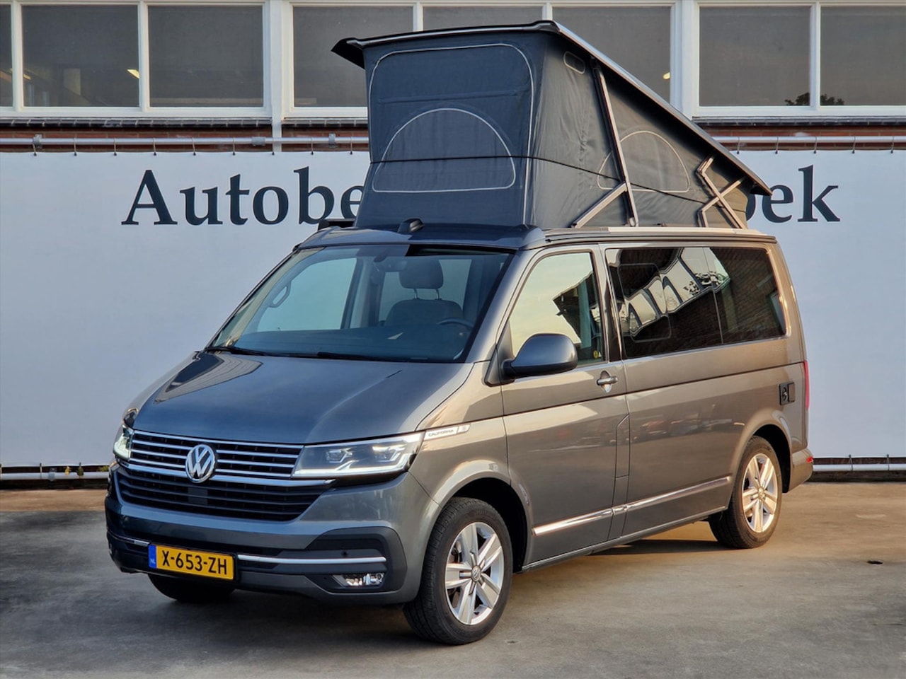 Volkswagen Transporter California - 2.0TDI 204PK Ocean Veel Extra's - Bearlock - AutoWereld.nl