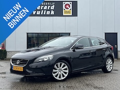 Volvo V40 - 1.6 D2 Momentum NAV TREKHAAK ECC CRUISE PDC