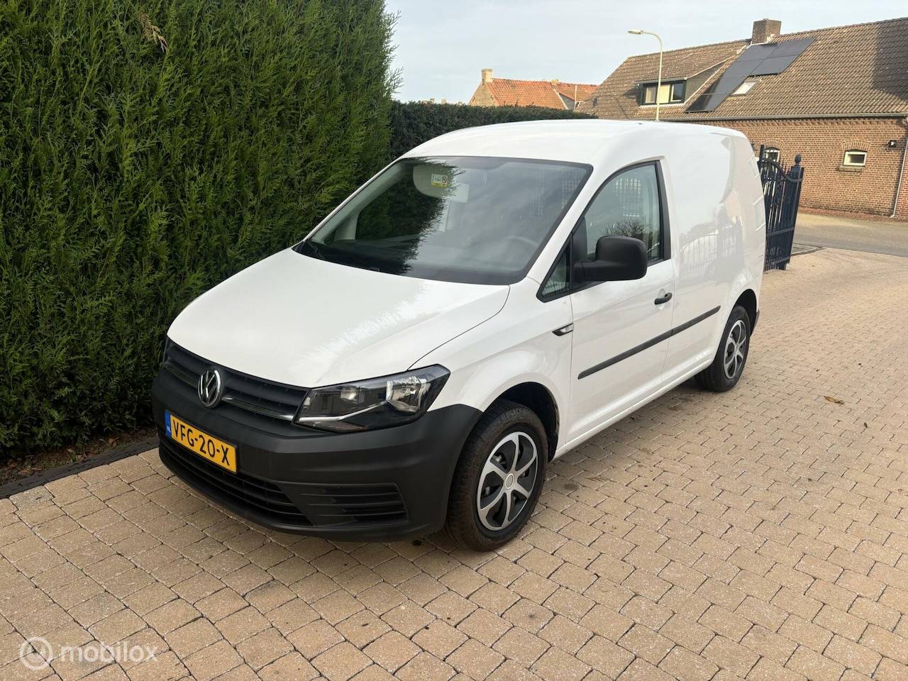 Volkswagen Caddy - Bestel 2.0 TDI L1H1 BMT Economy Business - AutoWereld.nl