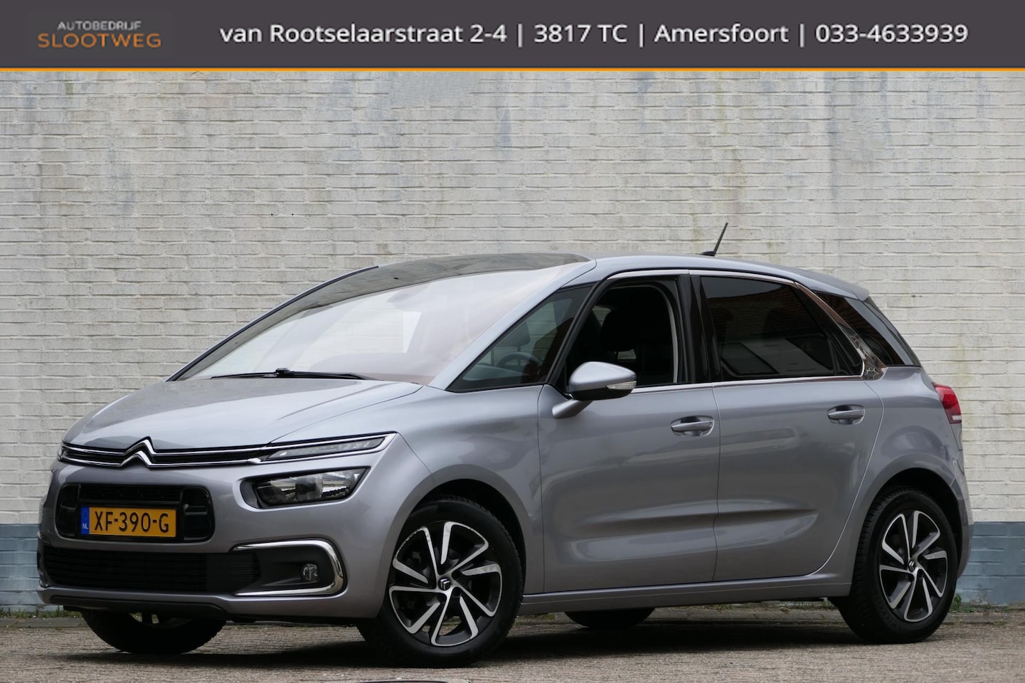 Citroën C4 Picasso - 1.2 PureTech 131PK Shine Navi | Carplay | Trekhaak - AutoWereld.nl