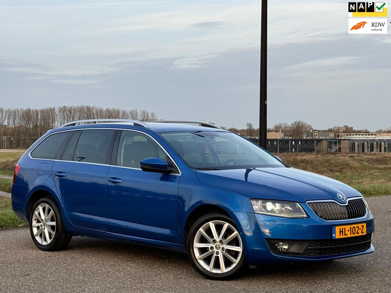 Skoda Octavia Combi - 1.6 TDI Greentech Style Businessline DSG/Start/Stop/Canton/Navi/Xenon/Full option - AutoWereld.nl