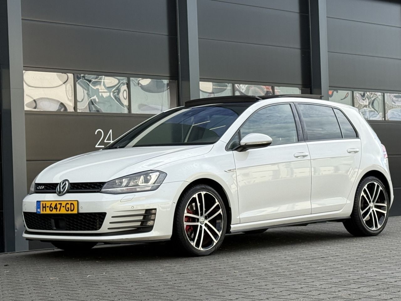 Volkswagen Golf Variant - 2.0 TDI GTD Leer Navi Camera - AutoWereld.nl