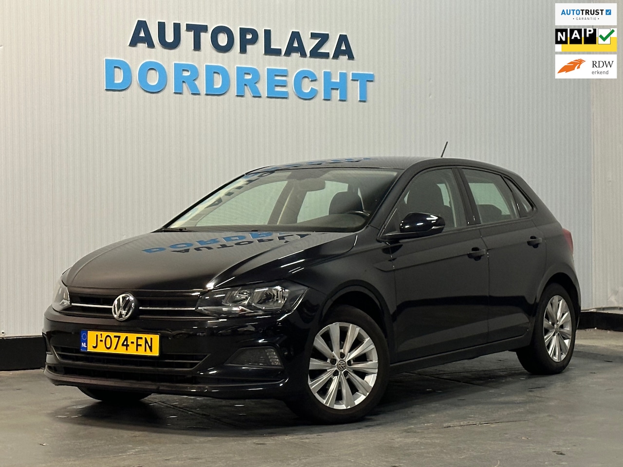 Volkswagen Polo - 1.0 TSI Highline Business R PDC/ Navi/ - AutoWereld.nl