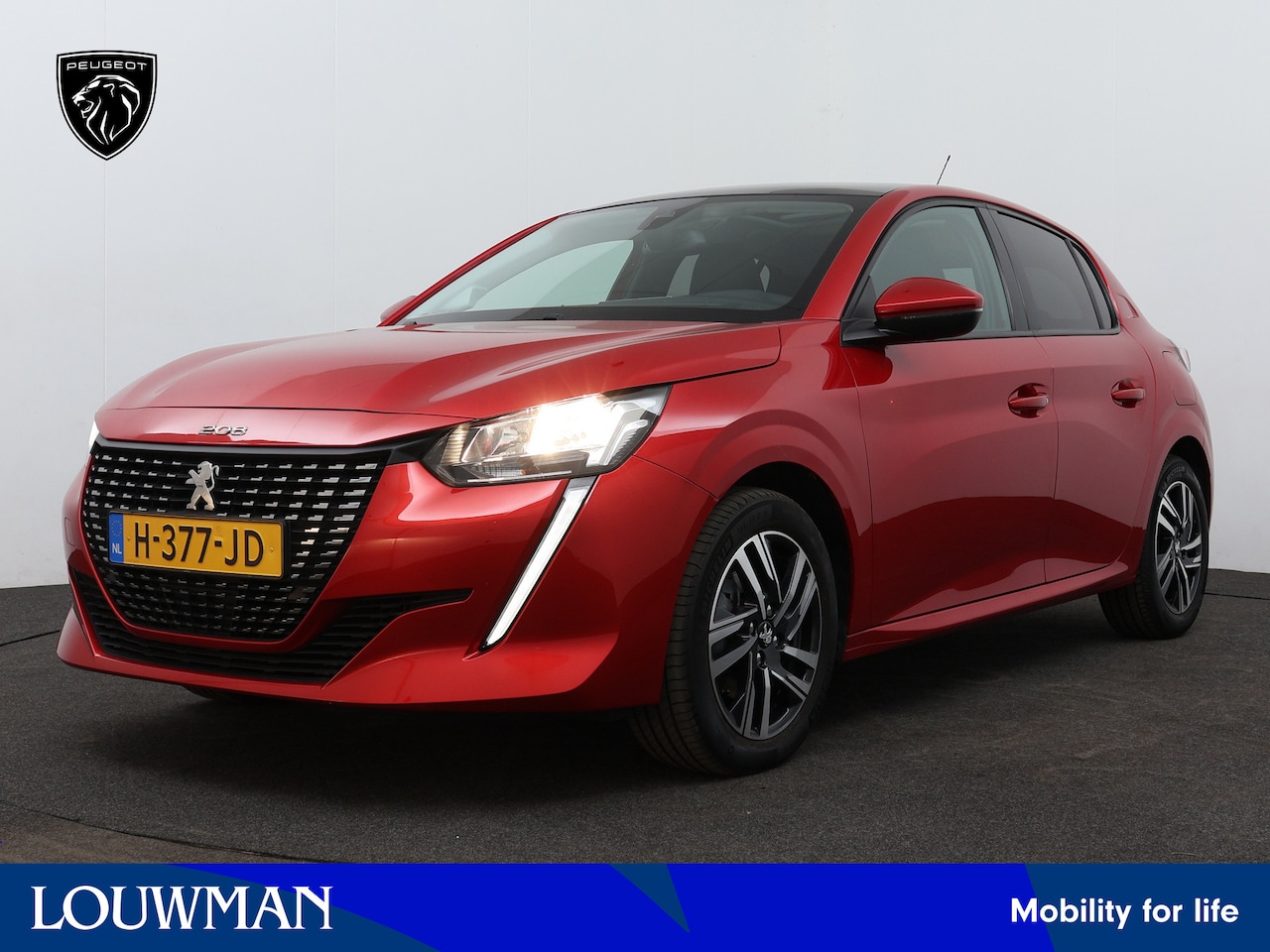 Peugeot 208 - 1.2 PureTech Allure | Navigatie | LM Velgen | - AutoWereld.nl