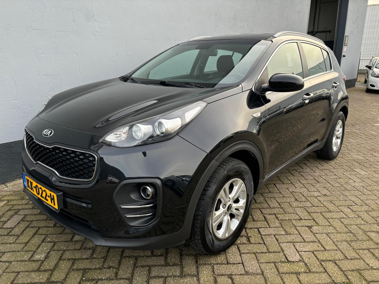 Kia Sportage - 1.6 GDI ComfortLine Navigator - Achteruitrijcamera - Cruise Control - AutoWereld.nl