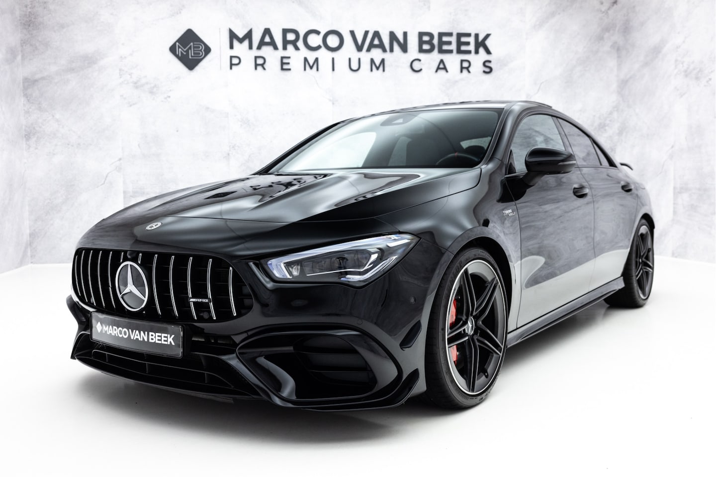 Mercedes-Benz CLA-Klasse - AMG 45 S 4MATIC+ | Pano | Aero | Memory | 360 Camera - AutoWereld.nl