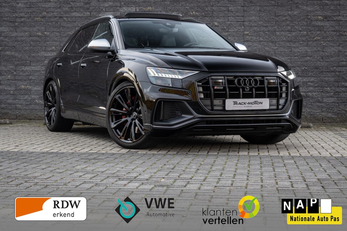 Audi SQ8 - Audi SQ8 grijs kenteken - AutoWereld.nl