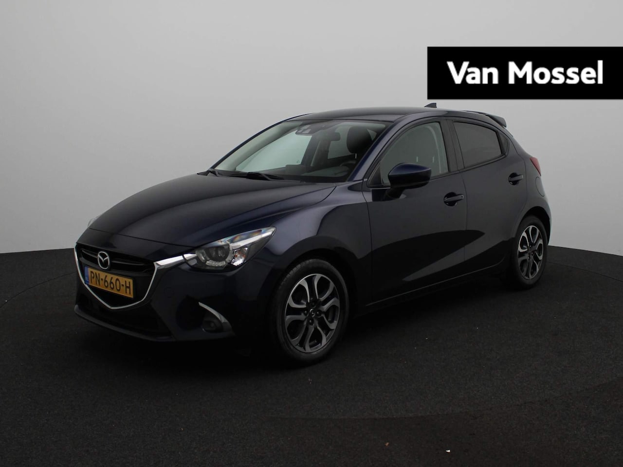 Mazda 2 - 1.5 Skyactiv-G GT-M | Climate control | Lichtmetalen velgen | Navigatie | Parkeersensoren - AutoWereld.nl