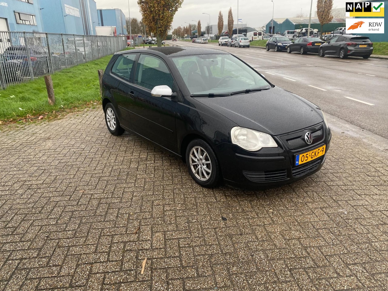 Volkswagen Polo - 1.4 TDI Comfortline BlueMotion 1.4 TDI Comfortline BlueMotion - AutoWereld.nl