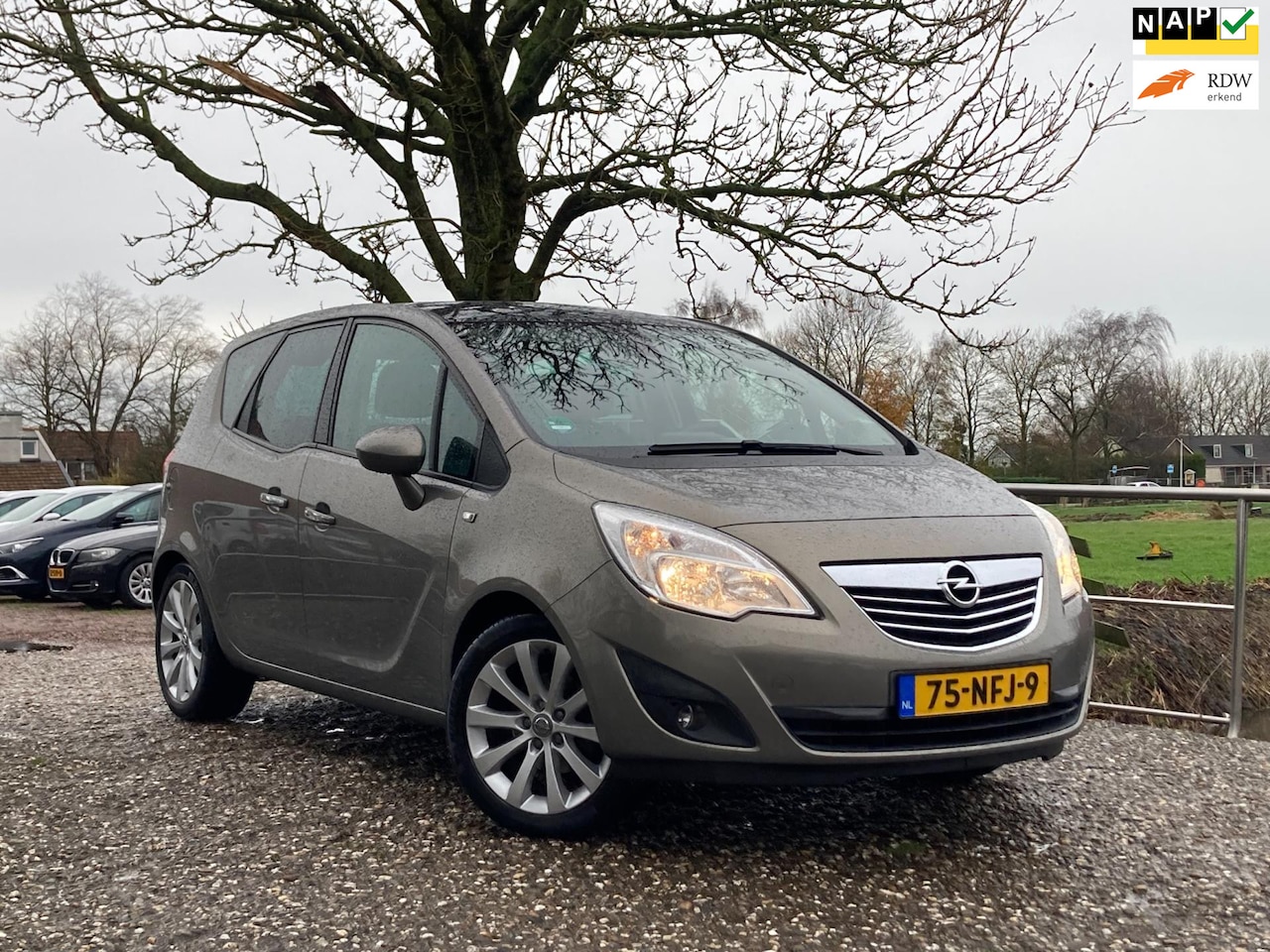 Opel Meriva - 1.4 Turbo Cosmo | Clima + Cruise + Panodak nu €5.975,-!! - AutoWereld.nl