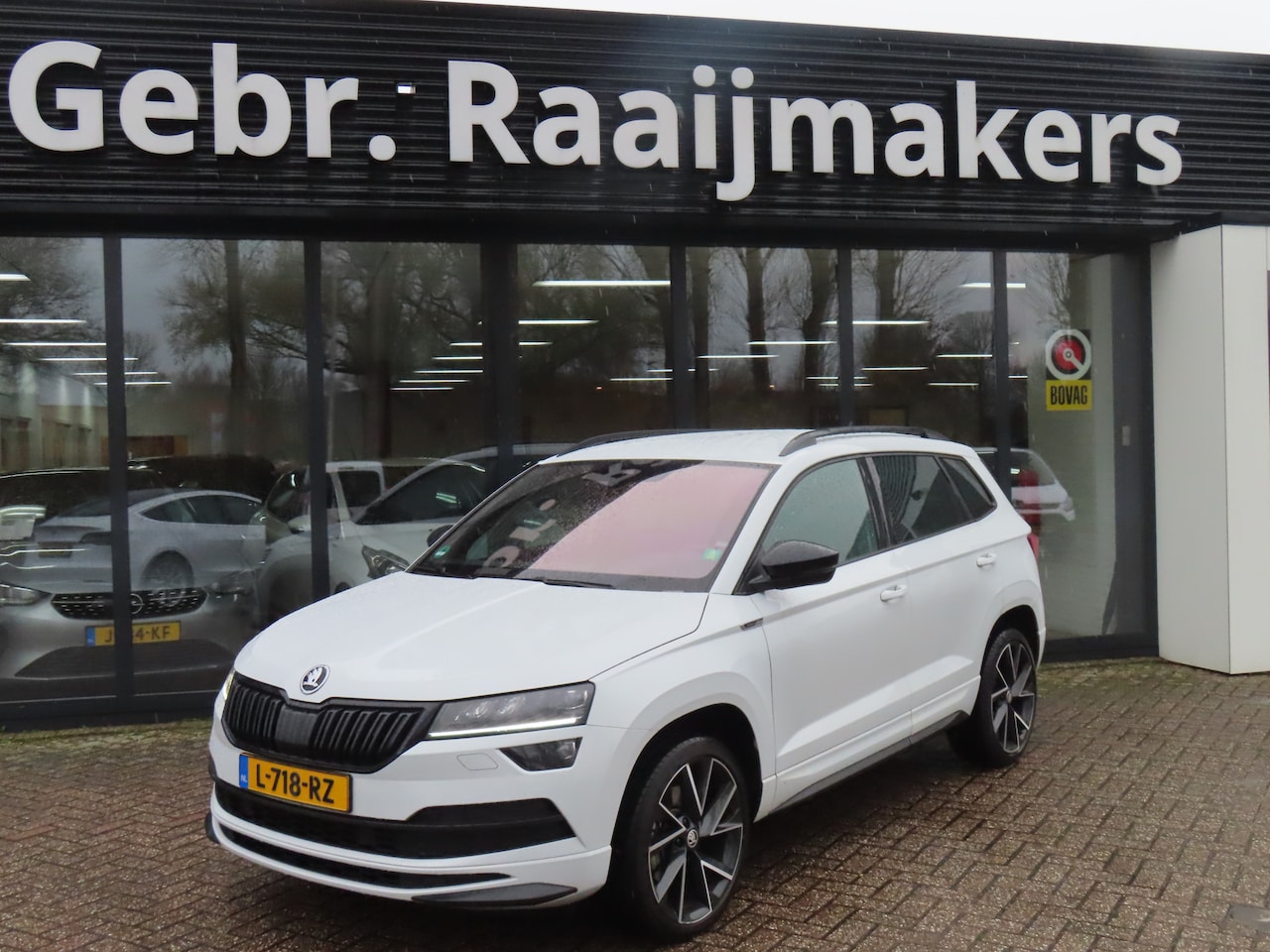 Skoda Karoq - 1.5 TSI ACT Sportline*LED*Navi*ACC*Winterpakket*EXPORT/EX.BPM* - AutoWereld.nl