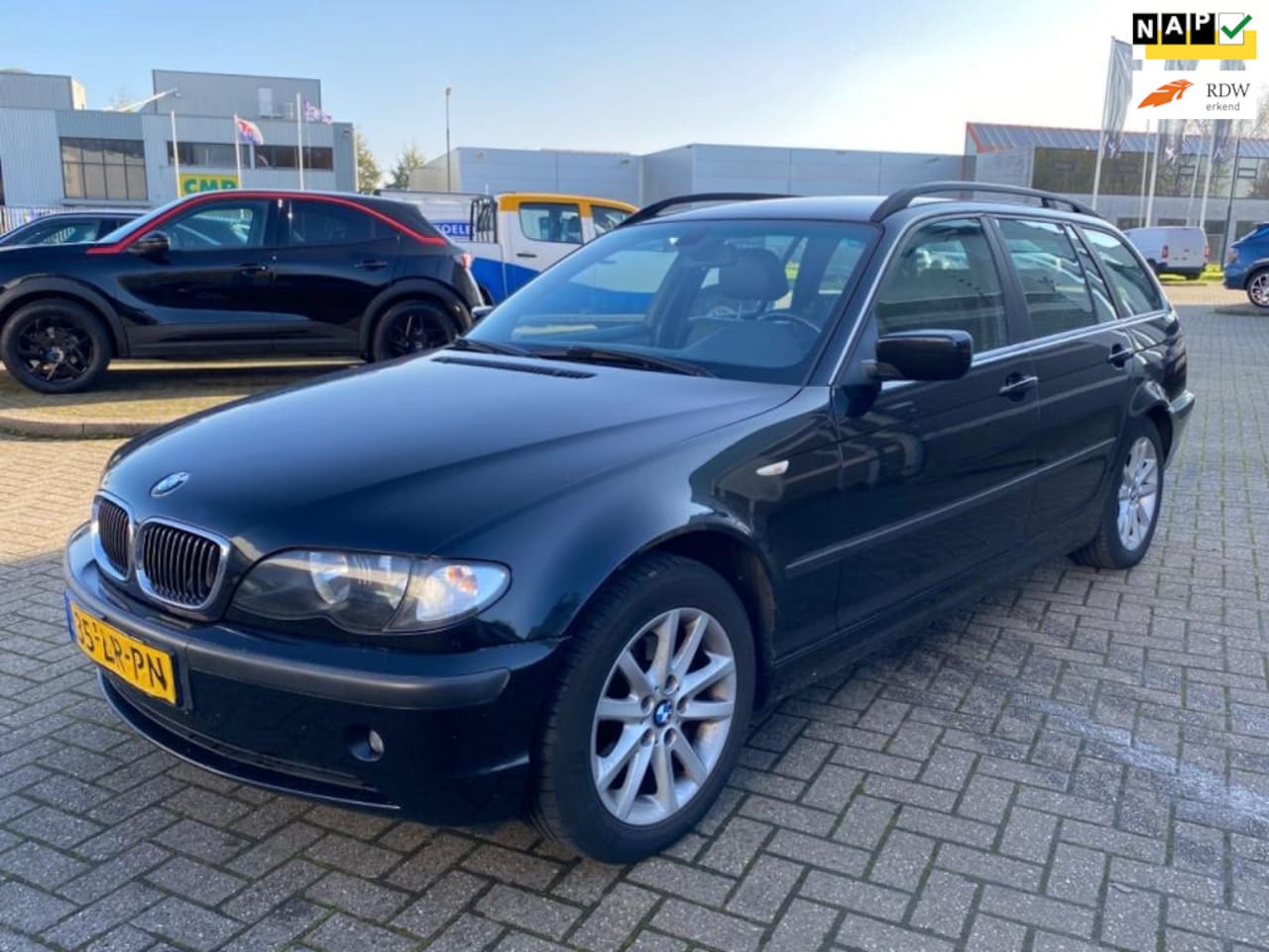 BMW 3-serie Touring - 316i Special Executive leer airco navigatie scherm sport wielen facelift model zeer Leuke - AutoWereld.nl