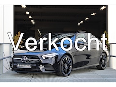 Mercedes-Benz A-klasse - 180 AMG Pano Sfeerverlichting 19-inch Apple CarPlay Stoelverwarming