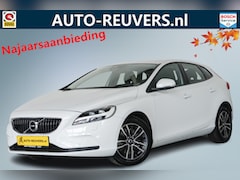 Volvo V40 - 1.5 T2 Nordic+ / LED / Aut / Navi / Standkachel / Trekhaak