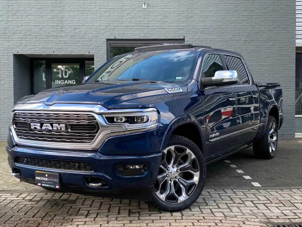 Dodge Ram 1500 - Limited 5.7L Hemi 401pk 5.7 V8 4x4 CrewCab - AutoWereld.nl