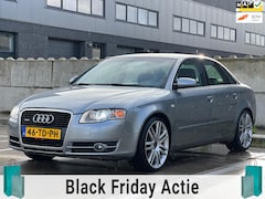 Audi A4 Limousine - 2.0 TFSI Quattro Edition | 19 inch | Xenon | Navigatie | Parkeersensoren