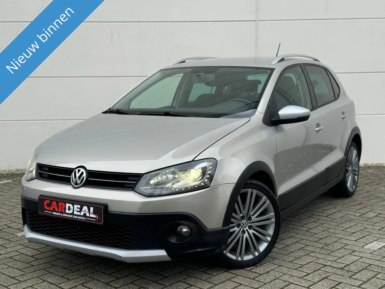 Volkswagen Polo - 1.2 TSI Cross 2011 5DRS|AIRCO|LED|NAVI|CRUISE - AutoWereld.nl