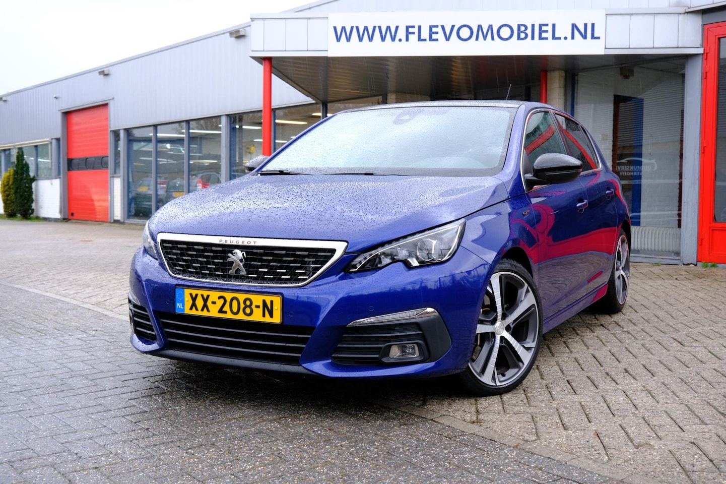 Peugeot 308 - 2.0 BlueHDI GT 177pk Aut. Pano|Leder-alcantara|Navi|LMV - AutoWereld.nl