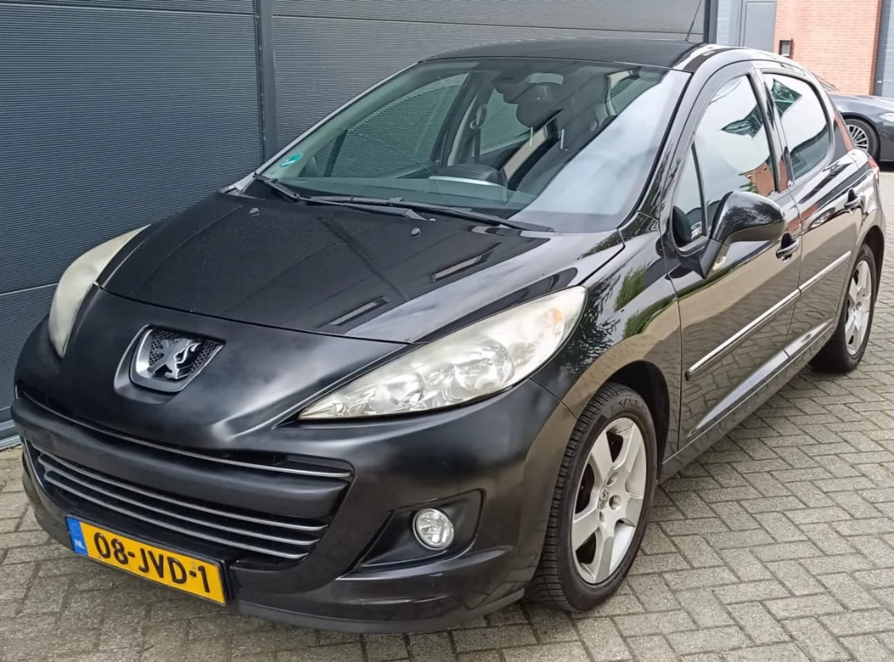 Peugeot 207 - 1.6 VTi XS 1.6 VTi XS - AutoWereld.nl