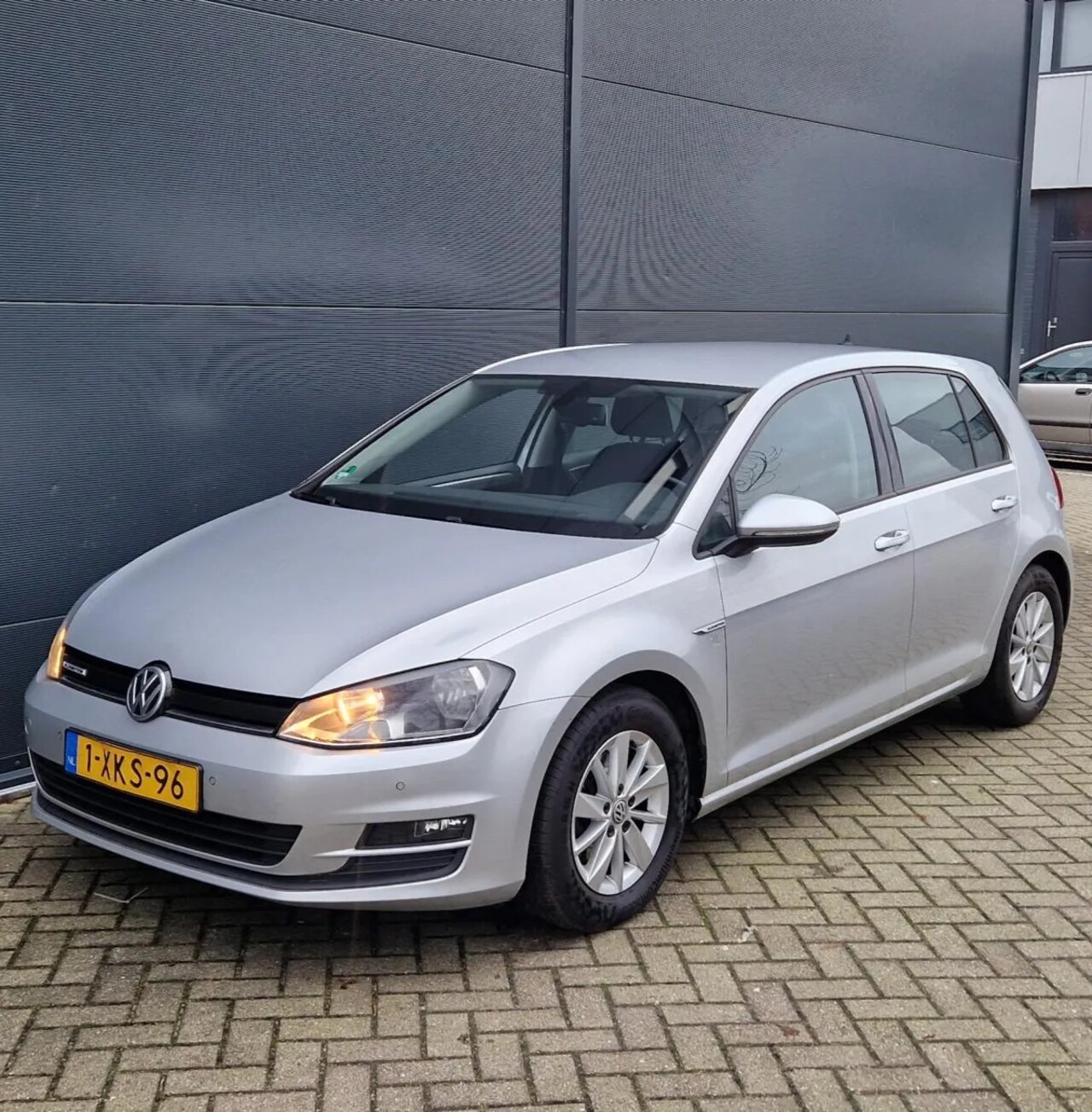 Volkswagen Golf - 1.6 TDI Comfortline BlueMotion 1.6 TDI Comfortline BlueMotion - AutoWereld.nl