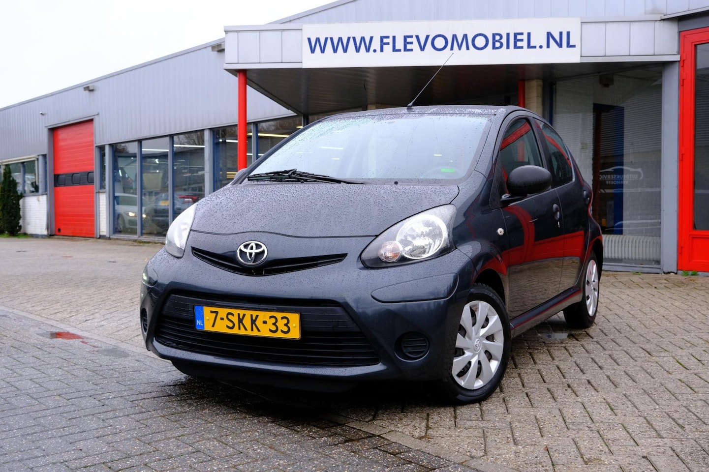 Toyota Aygo - 1.0 VVT-i Now 5-Deurs Airco|Elec.Ramen 57.000 KM! - AutoWereld.nl