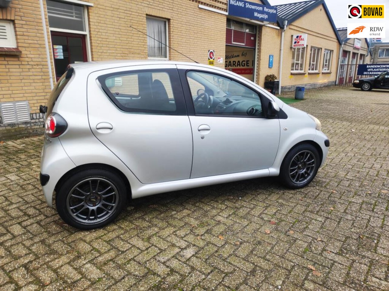 Toyota Aygo - 1.0-12V Comfort 5 deurs - AutoWereld.nl