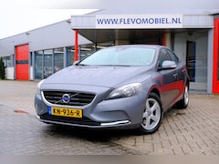 Volvo V40 - 2.0 D2 120PK Kinetic Airco|Navi|Cruise|Trekhaak