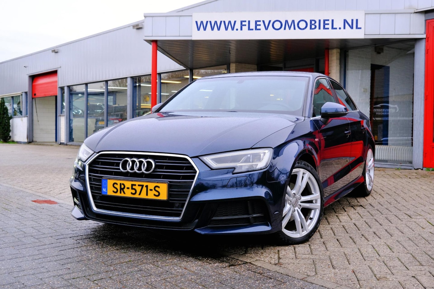 Audi A3 Limousine - 1.6 TDI Aut. Sport S Line Edition Virtual|Clima|LED|Navi|Sportstoelen - AutoWereld.nl