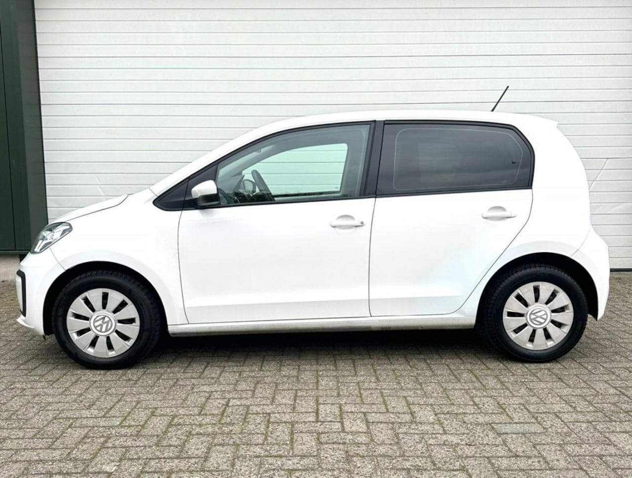 Volkswagen Up! - 1.0 / AIRCO / 5 DRS / TOPSTAAT / 1E EIGENAAR - AutoWereld.nl