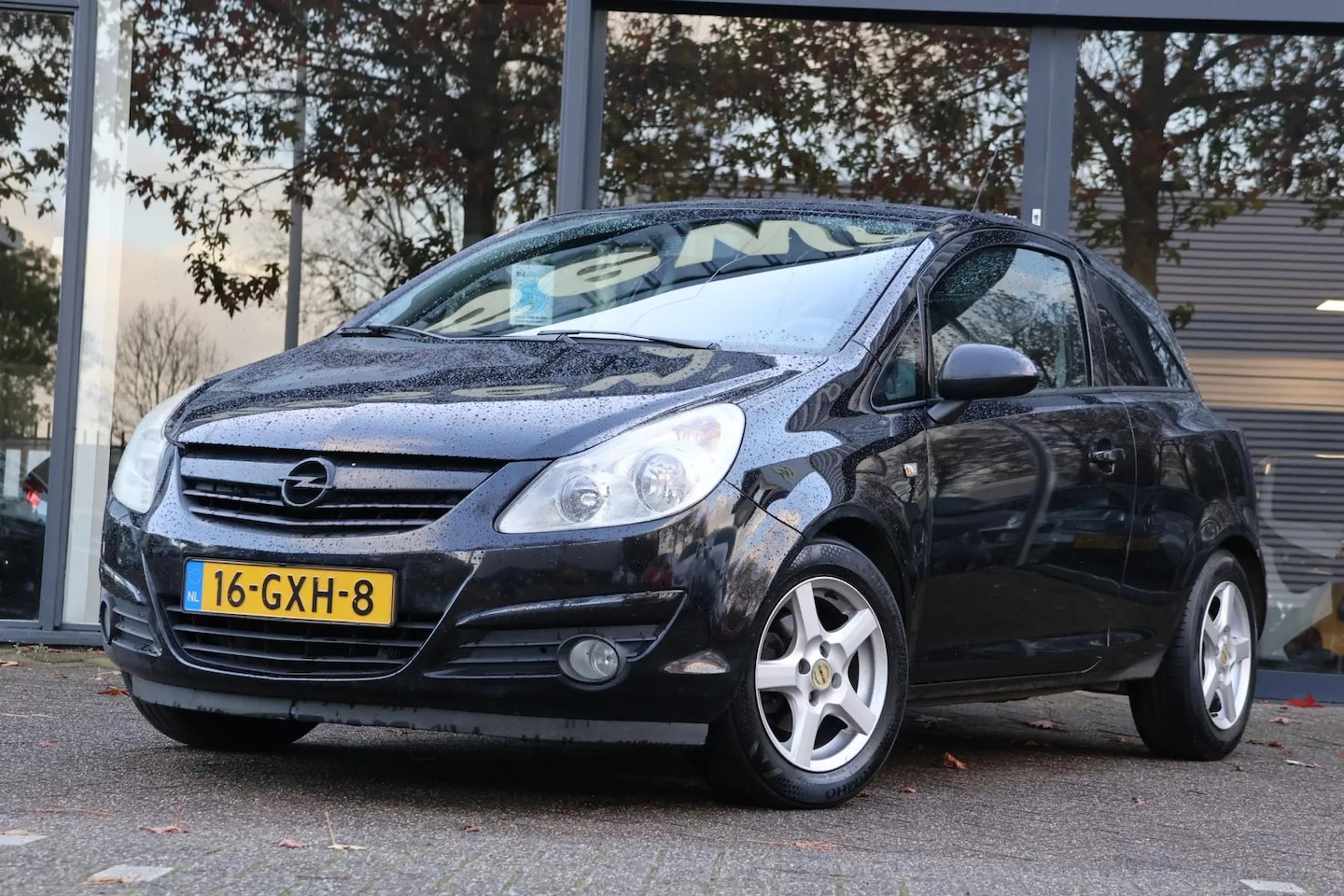 Opel Corsa - 1.4-16V Enjoy 1.4-16V Enjoy - AutoWereld.nl