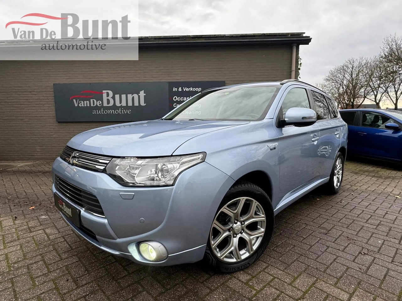 Mitsubishi Outlander - 2.0 PHEV Instyle 4WD - AutoWereld.nl