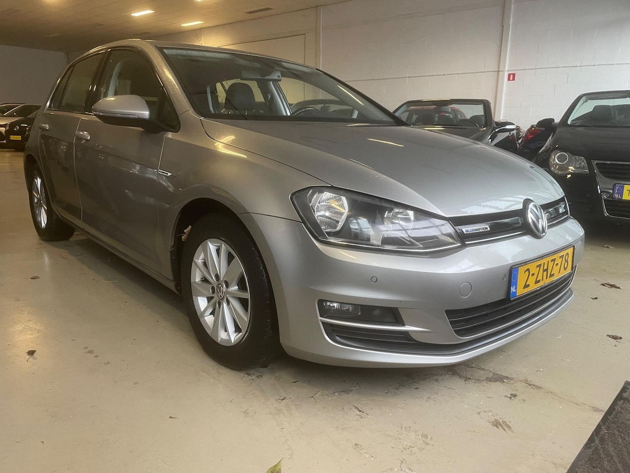 Volkswagen Golf - 1.6 TDI Comfortline BlueMotion zeer mooie auto - AutoWereld.nl