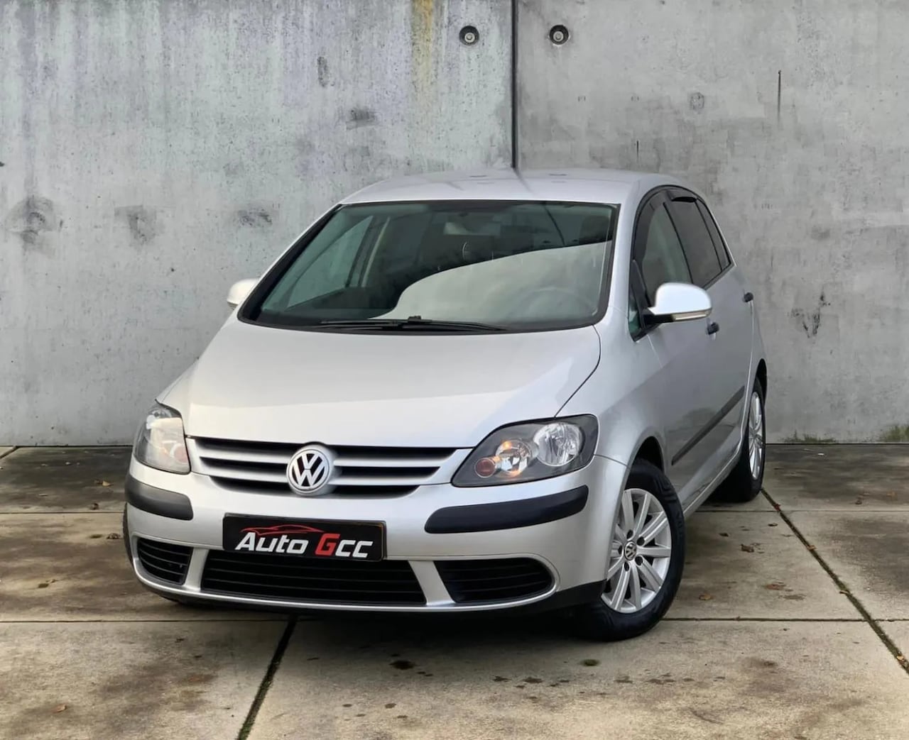 Volkswagen Golf Plus - 1.6 FSI Airco Cruise NAP Apk 2025 - AutoWereld.nl