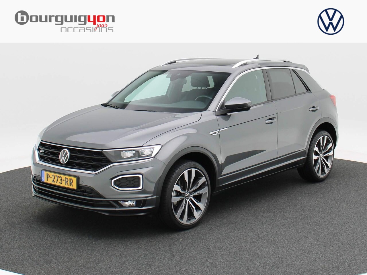 Volkswagen T-Roc - 1.5 TSi 150 Pk Automaat R-Line | Full LED | Trekhaak | Panorama | Camera | 21.789 Km!! - AutoWereld.nl