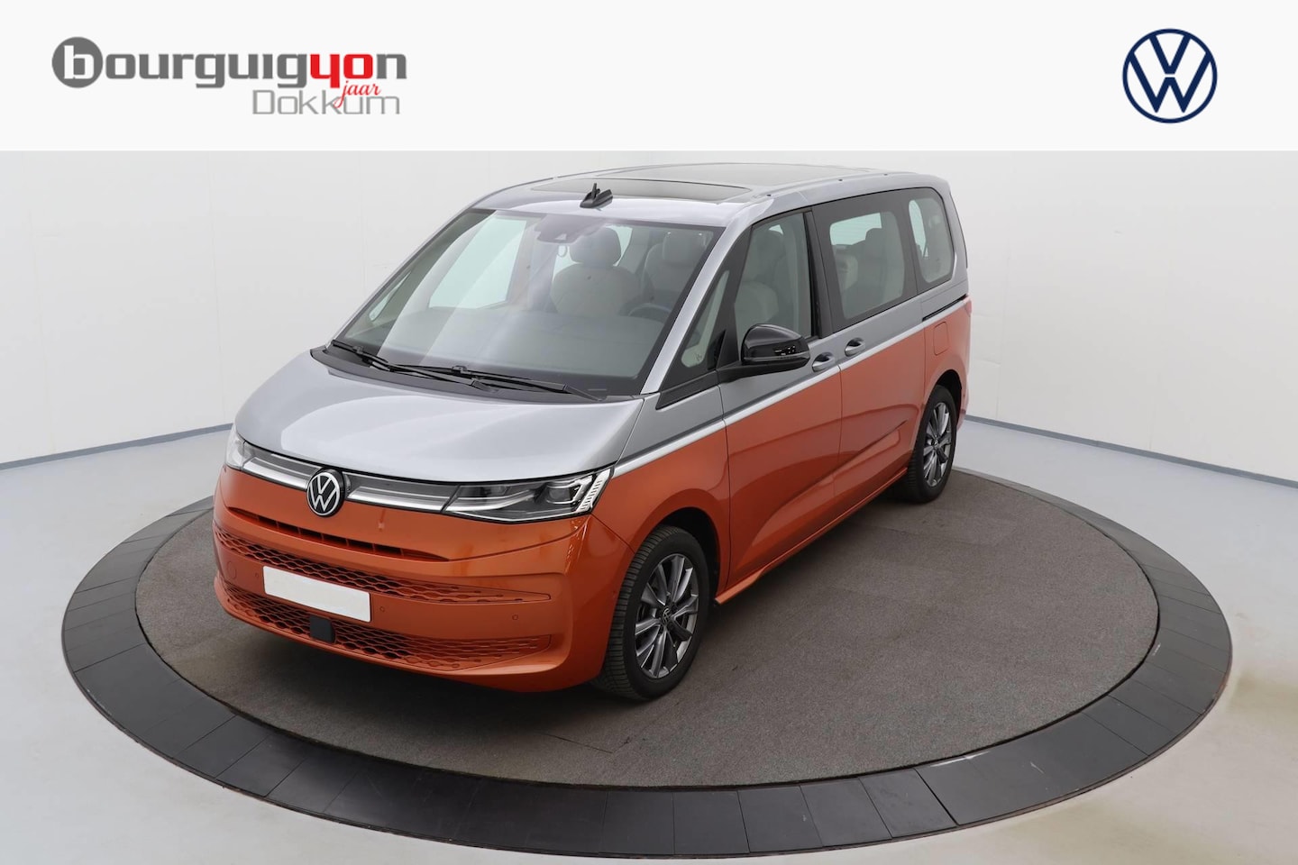 Volkswagen Multivan - 1.4 eHybrid L1H1 Style | Pano-dak | Adapt. Cruise | Elek. Trekhaak | - AutoWereld.nl