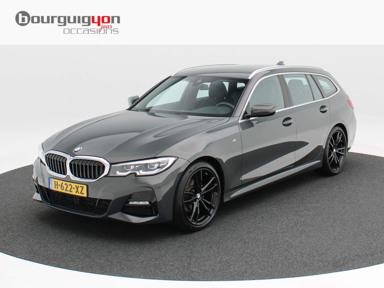 BMW 3-serie Touring - 320i 184 Pk High Executive Edition | Full LED | M-Pakket | Trekhaak | 19 Inch | Navi | Led - AutoWereld.nl