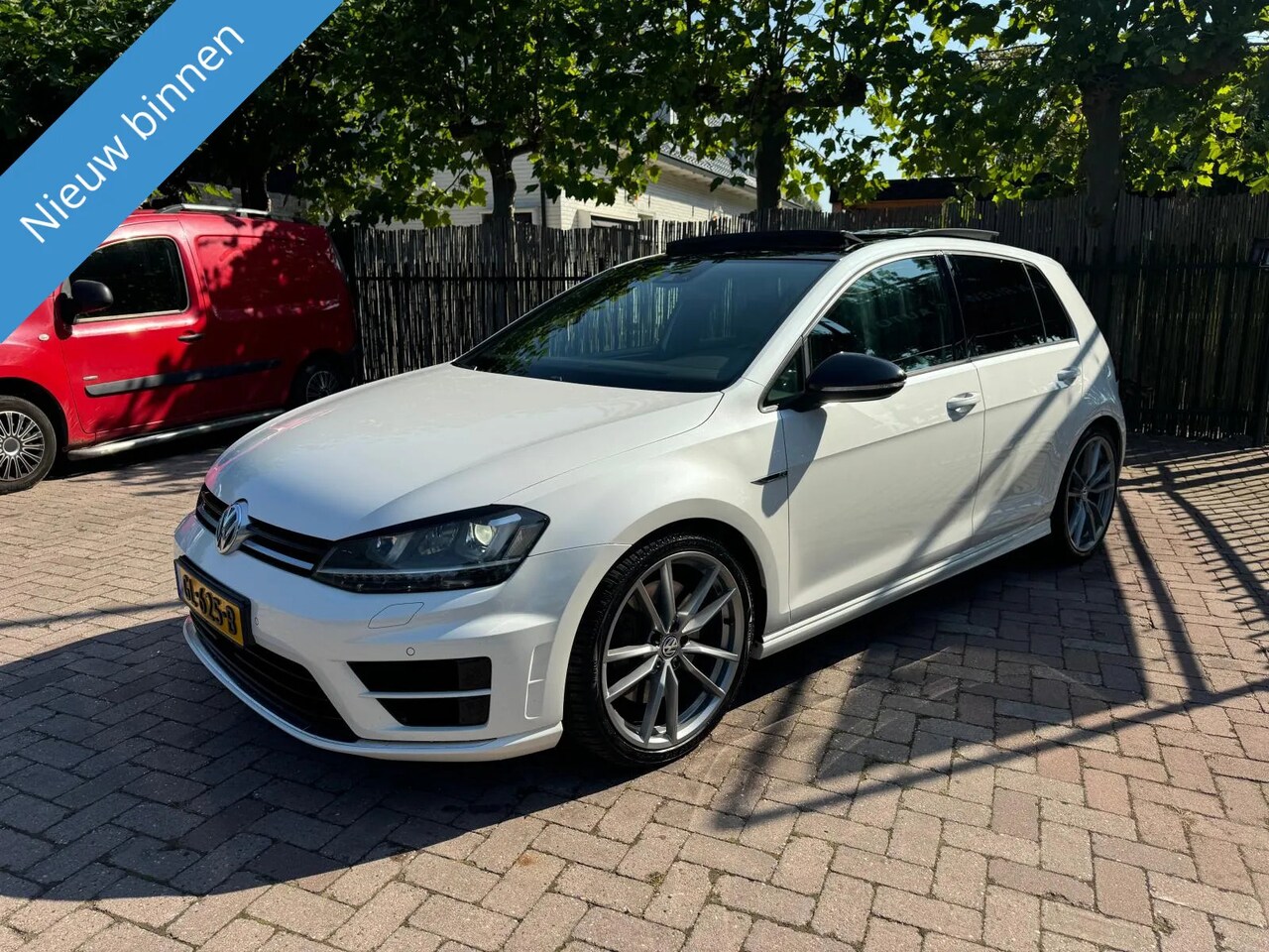 Volkswagen Golf - 2.0 TSI R 300 PK DSG 4Motion Airco Pano LED Navi ACC DCC PDC KEYLESS - AutoWereld.nl