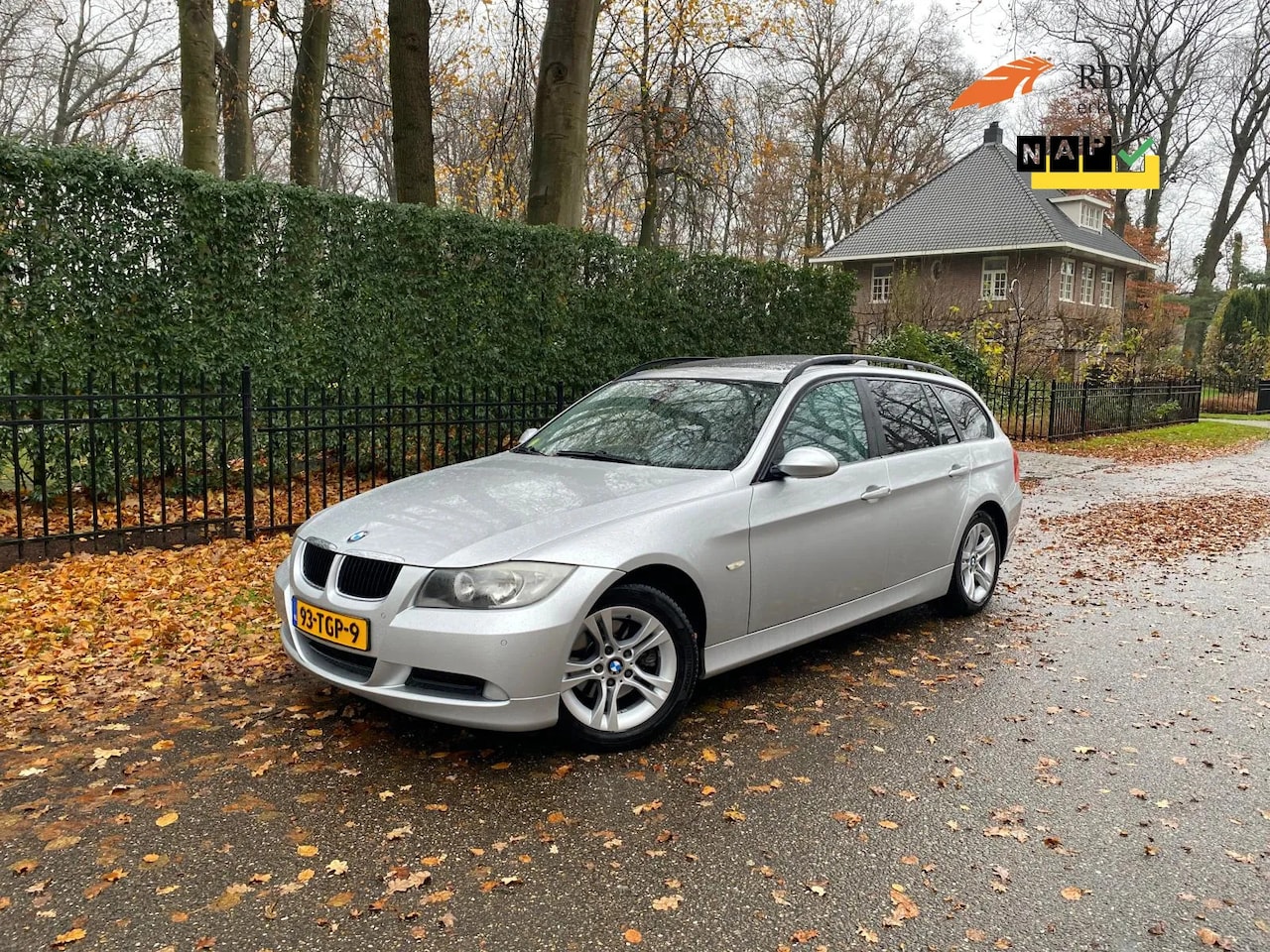 BMW 3-serie Touring - 318i High Executive 318i High Executive - AutoWereld.nl