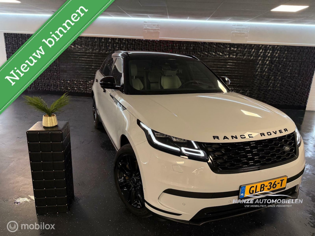 Land Rover Range Rover Velar - 2.0 P400e Turbo AWD HUD Pano - AutoWereld.nl