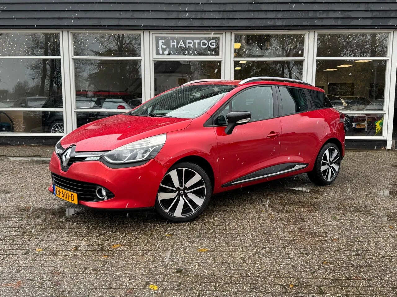 Renault Clio Estate - 0.9 TCe Expression | Navi | Clima | Cruise | - AutoWereld.nl