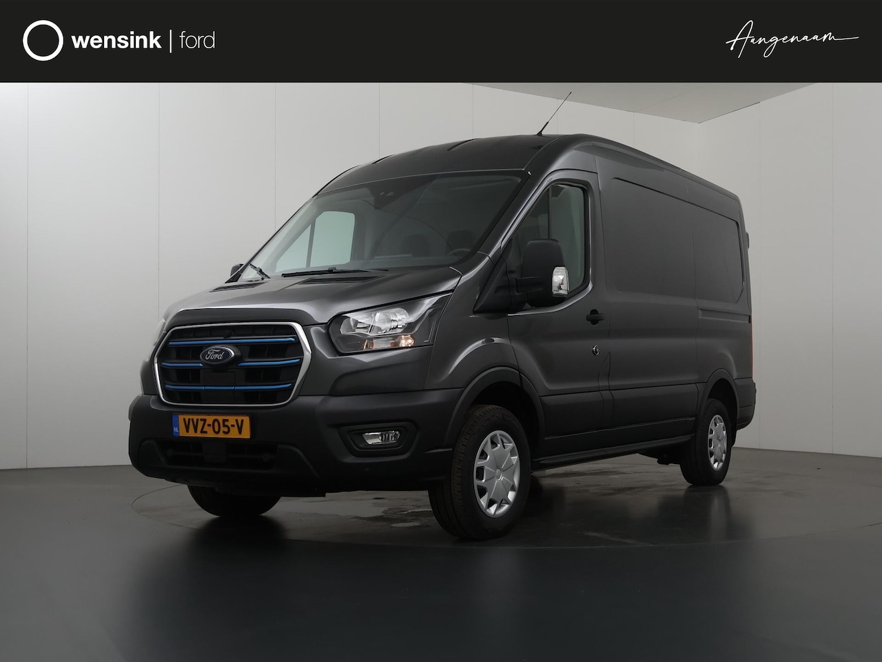 Ford E-Transit - 350 L2 H2 | Trend | 68 kWh | Navigatie | Carplay | 3-zits | Parkeercamera | 317 KM Bereik - AutoWereld.nl