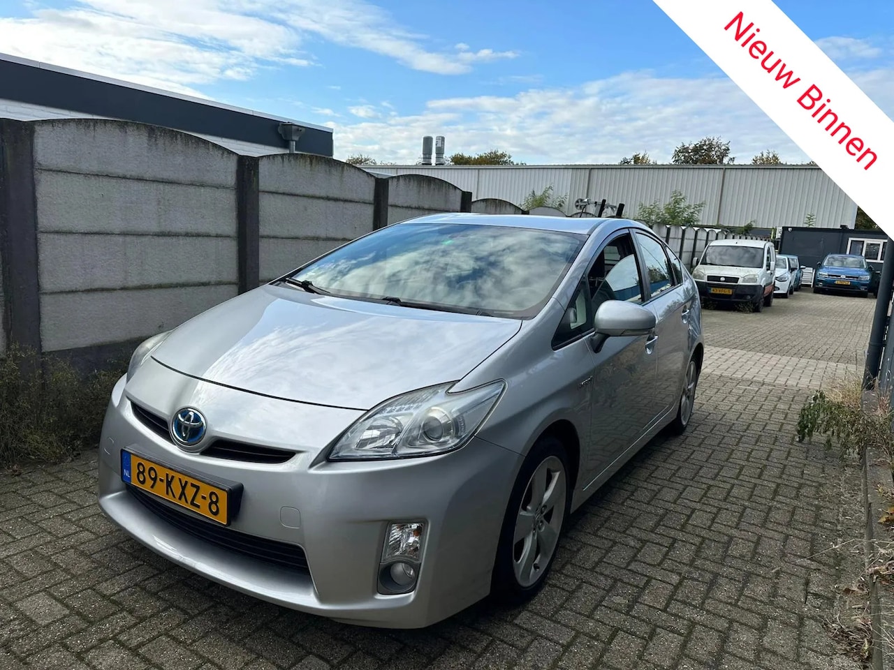 Toyota Prius - 1.8 Aspiration CLIMA/ ZEER NETTE AUTO/ DEALER ONDERHOUDEN! - AutoWereld.nl