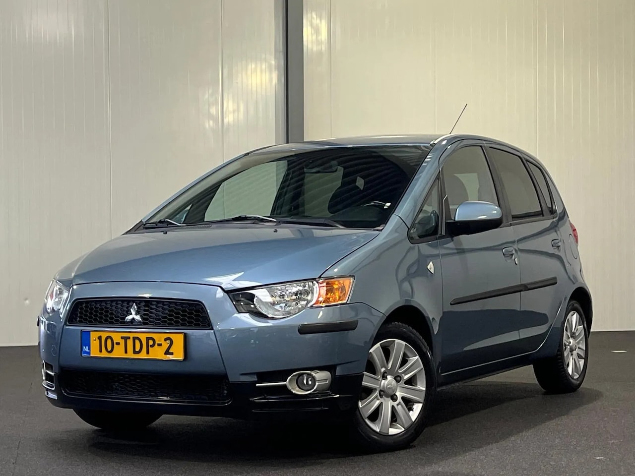 Mitsubishi Colt - AUTOMAAT [ NAP 1e eig. cruise ] 1.3 Edition Two - AutoWereld.nl