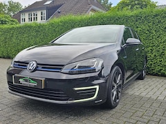 Volkswagen Golf - 1.4 TSI GTE Connected Series