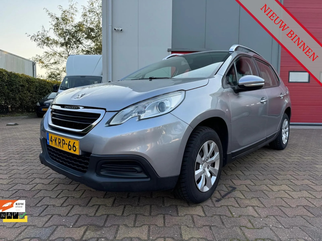 Peugeot 2008 - 1.2 VTi Access 1.2 VTi Access - AutoWereld.nl