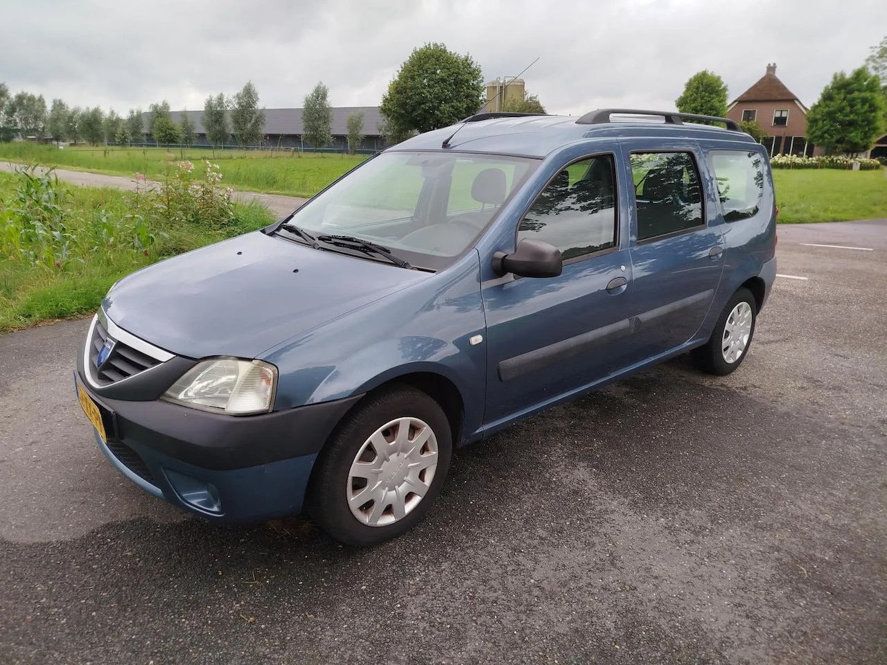 Dacia Logan MCV - 1.6 Ambiance export only - AutoWereld.nl