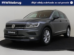 Volkswagen Tiguan - 1.4 TSI Highline | Navigatie | Trekhaak | Parkeerhulp voor en achter