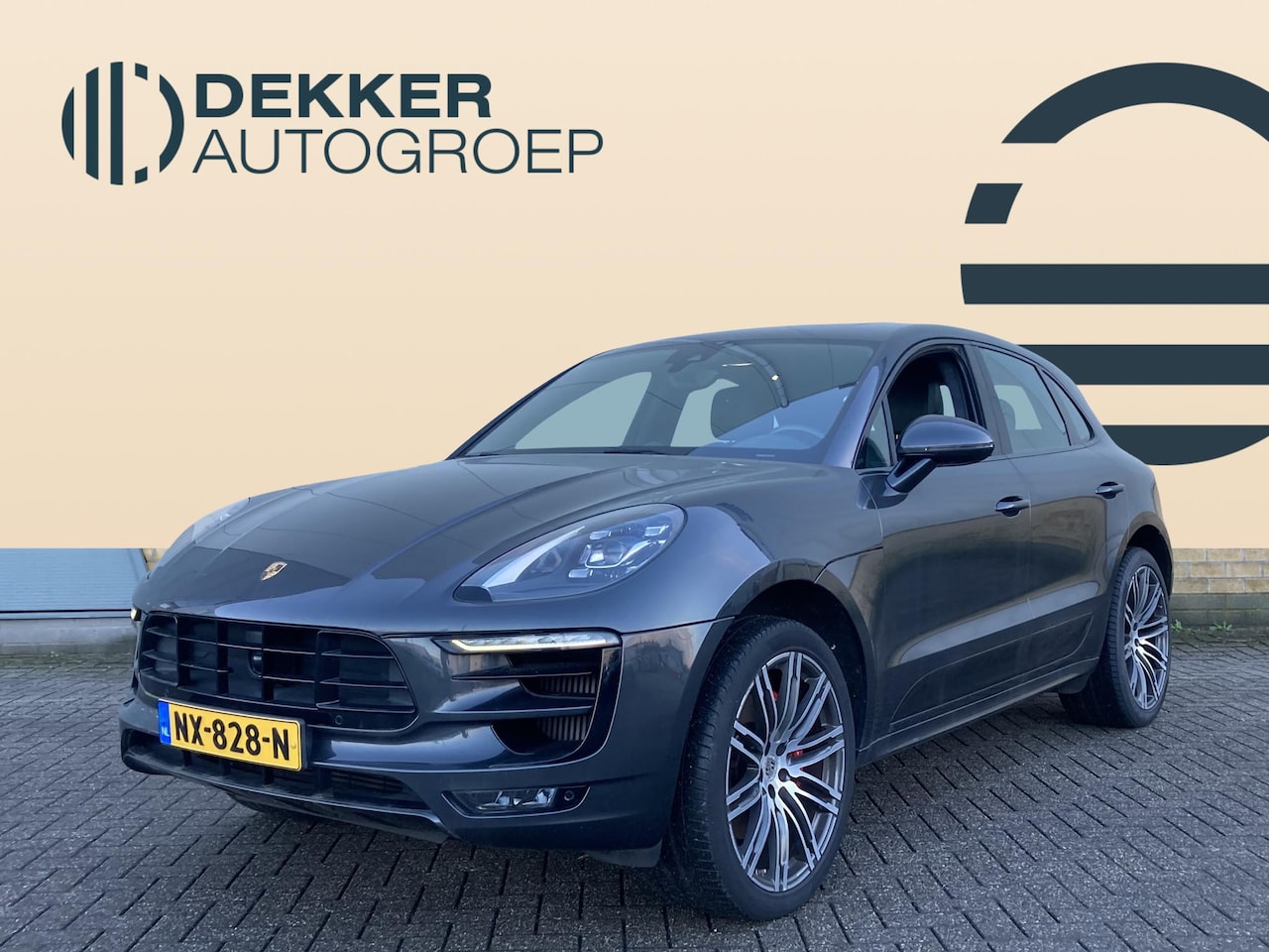 Porsche Macan - 3.6 Turbo 400 pk Aut-panoramadak - AutoWereld.nl