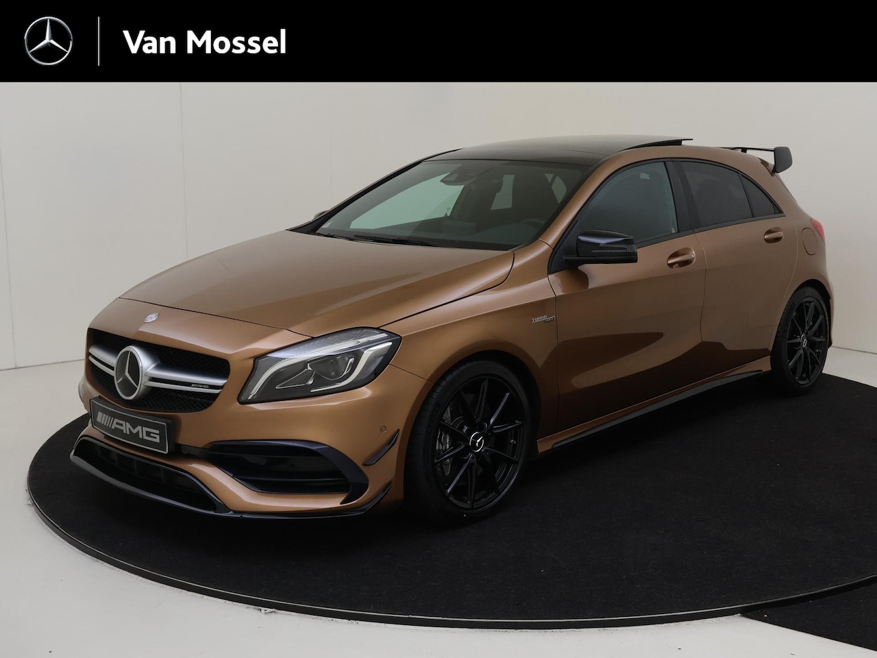 Mercedes-Benz A-klasse - AMG 45 4MATIC / Panoramadak/ Aero Pack/ Leder - AutoWereld.nl