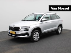 Skoda Karoq - 1.5 TSI ACT Business Edition 150 PK AUTOMAAT | Navigatie | Stoelverwarming | Climate Contr